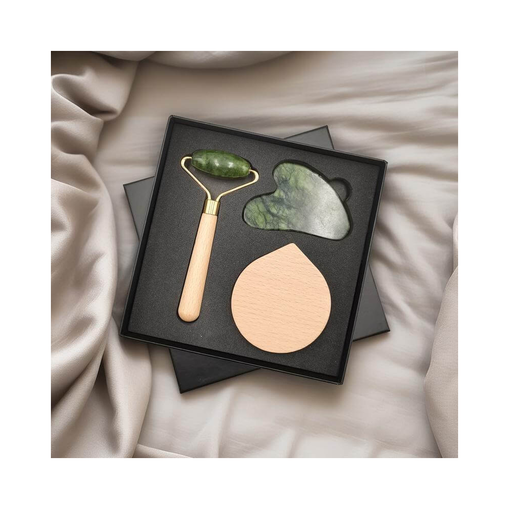 Personalized Jade Beauty Gift Set - Image 5